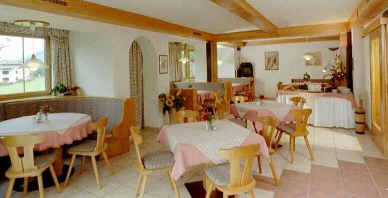 Hotel-Pension Stallinger Weyregg Exterior photo